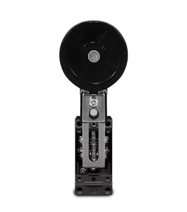 10667 - CHAVE FIM DE CURSO COM ROLDANA 50MM AJUSTÁVEL ME8108L COM 1NA+1NF E CORPO METÁLICO